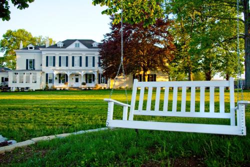 Riverside Inn Bed and Breakfast