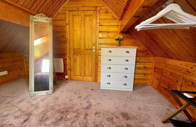 Riverside Lodge—3-Bed Retreat in AberdeenshirenCozy, scenic, and peaceful.
