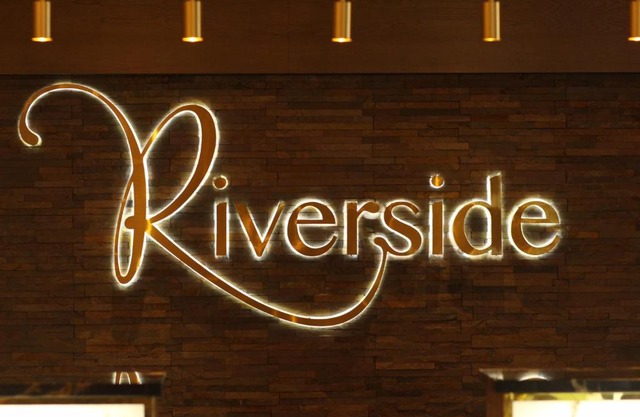 Riverside Lodge Hotel