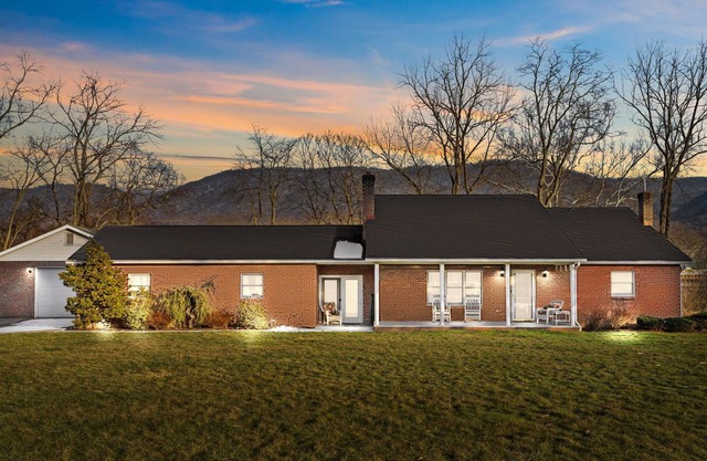 Riverside Retreat | Fishing | Hot Tub - Sleeps 20+