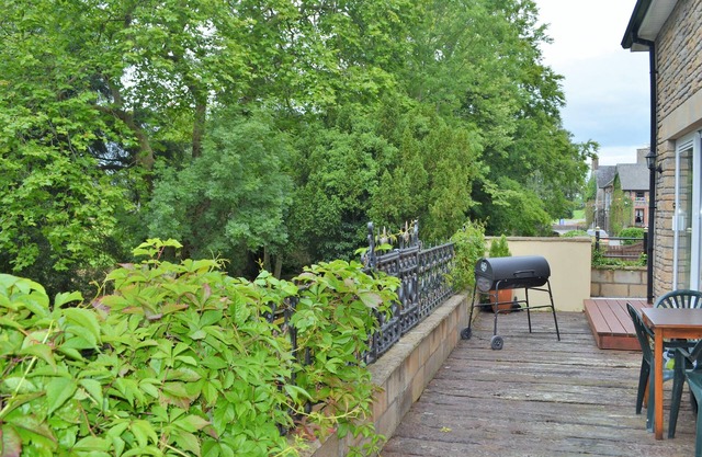 Riverview Fishing Lodge 4* Located in the centre of Northern Ireland