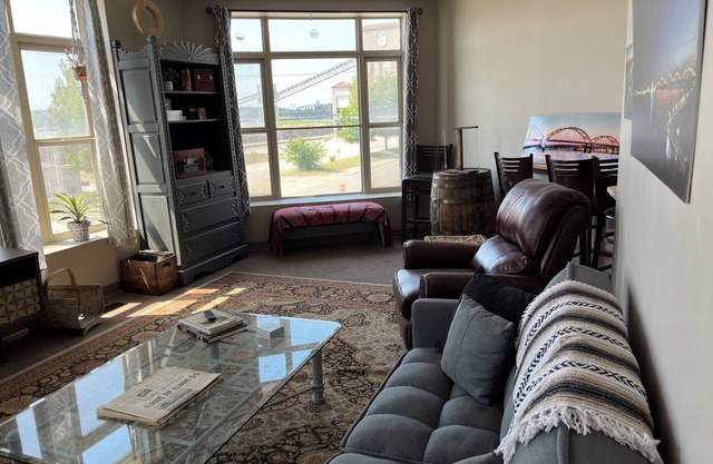 Riverview Hideaway/Downtown/East Villagen