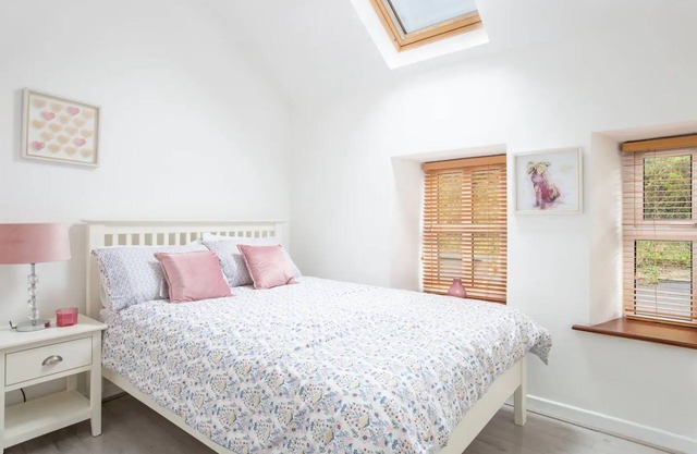 RiverView - In the Market Town of Ennistymon, Riverview - a short walk to EVERYTHING Ennistymon