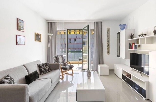 Robinia-City by Interhome
