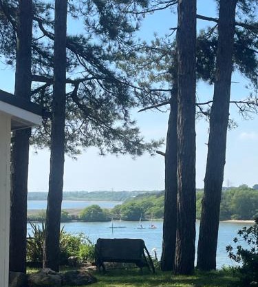 Robins Lodge by the sea