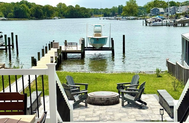 Rock Creek Cottage, Waterfront, Serene Views