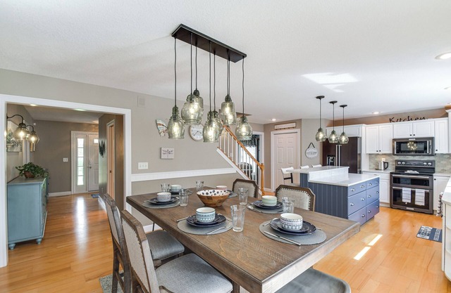 Rock Island Home w/Private Yard & Fire Pit Table!