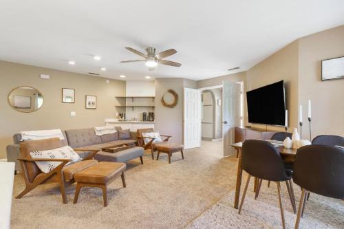 Rocky Shore Tranquility - Ozark Mountain Resort Amenities