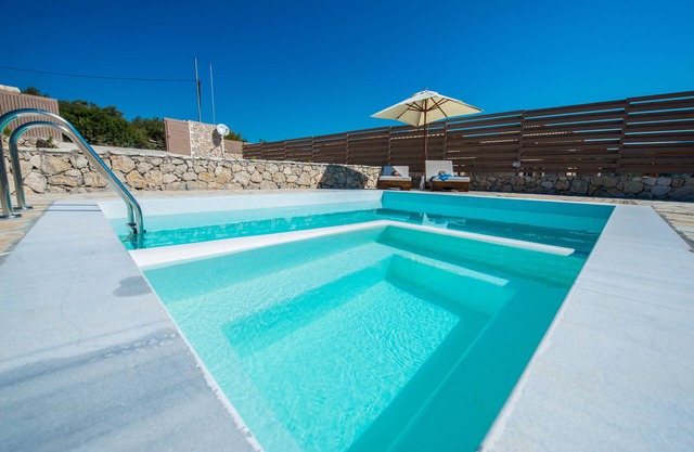 Roggaki Ionian Villas