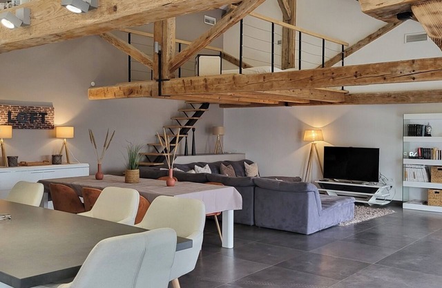 Romantic cottage, luxury in the countryside, jaccuzi large terrace ideal family