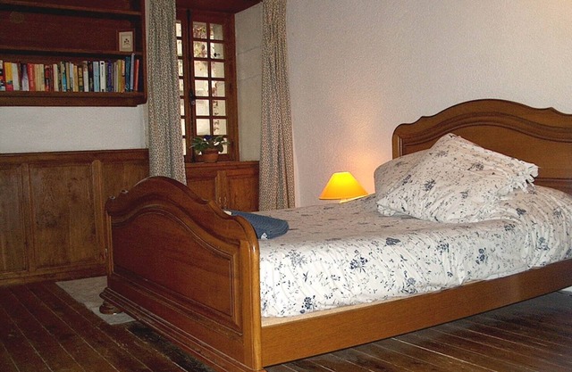 Romantic cottage in Burgundy close to Chablis