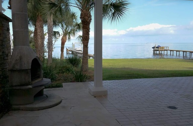 Romantic Escape; Open Gulf View; Your Own Private Dock! Elevator to master.