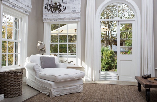 Romantic hideaway with Mountain Views