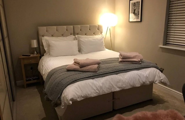 Romantic Lodge on the Pilgrims way, Hollingbourne nestled in the Northdowns