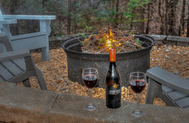 Romantic Mountain Cabin Near Blue Ridge with Hot Tub, Fireplace, Paved Road