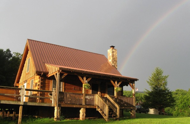Romantic Mt. Get-away~ 'Sunset cabin' has spectacular Mountain & Sunset views!