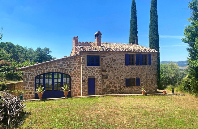 Romantic rustico within sight of Saturnia
