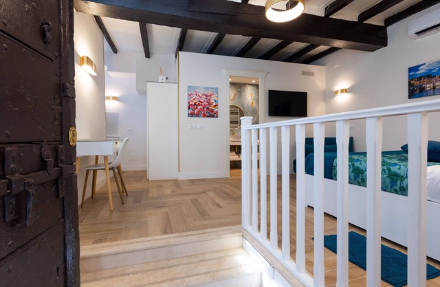 Rome In Suite, is a holiday home located in the historic center of Rome.