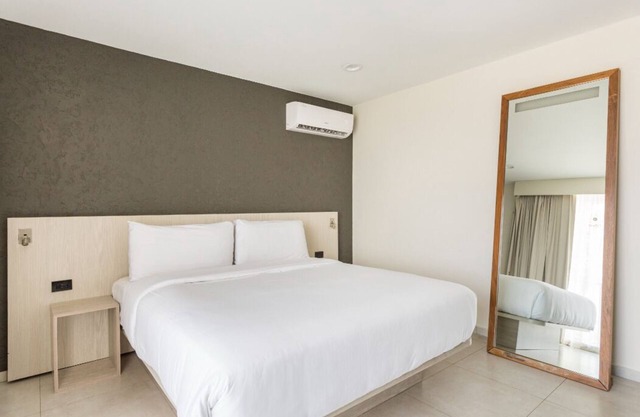 Rooftop Pool w/Lounge Area-2be2ba Sleeps 4 #A5