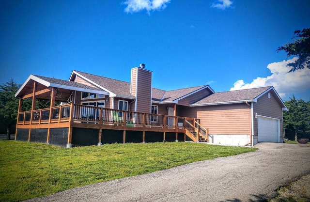 Room for large family at Milford Lake, Kansas