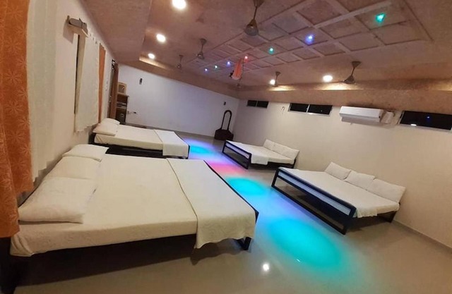 Room in Lodge - Royal Cottage, Anaimalai Room 7