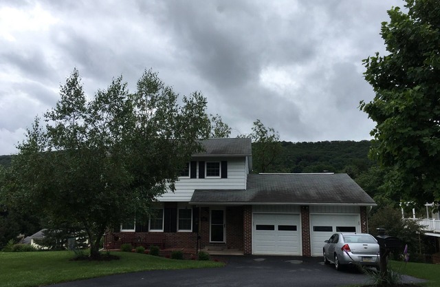 Room in Penn State area