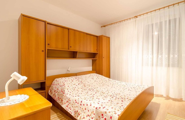 Rooms Mozara 2 Double room with private external bathroom