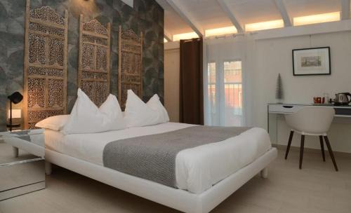 ROOMS,REGGIO AFFITTACAMERE con Bagno Privato, TV, Clima , Wi-Fi