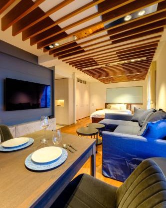 Roppongi House by U