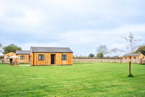Rowan Lodge
