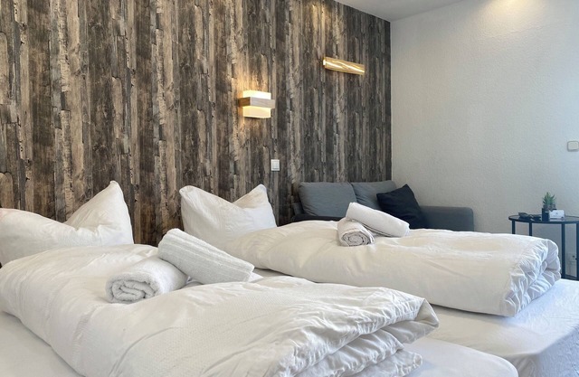 RR | Charming Apartment - Balcony - WIFI - Kitchen
