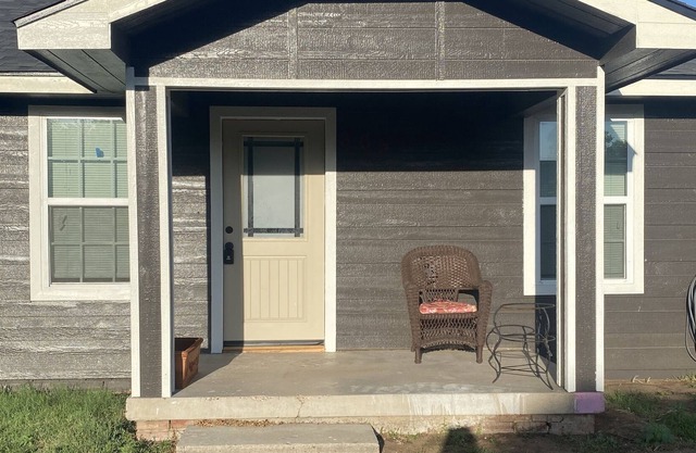 Rt. 66 Remodeled, Comfy & Relaxing Stay Super Close to Antique Shopping & Food !