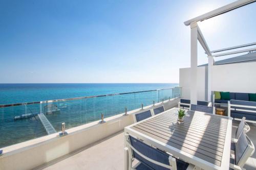 Rum Point Resort 503 Penthouse