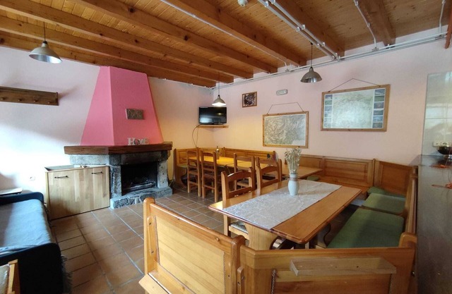 Rural accommodation with fireplace, in Picos de Europa