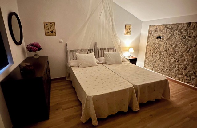 Rural Accommodations Casa Fabián, La Quintana (Pet Friendly)