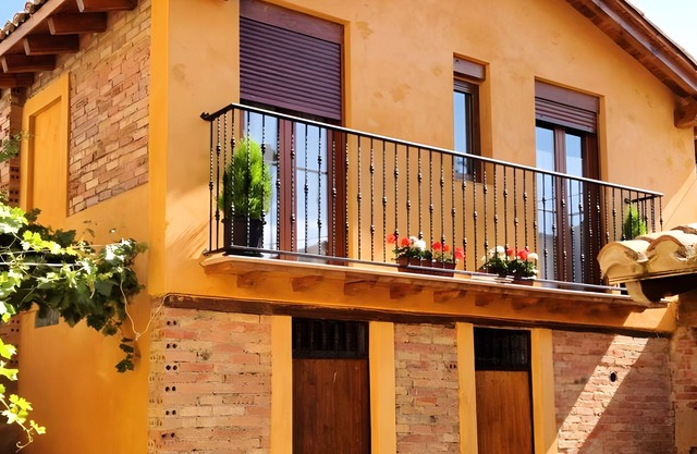 Rural House 'La Viña 3' with Shared Terrace, Shared Garden and Wi-Fi