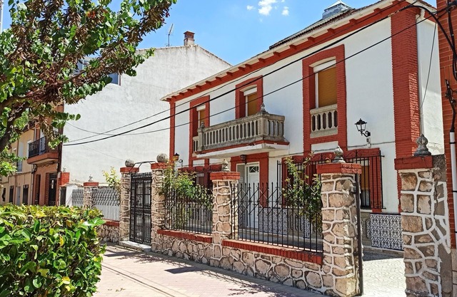 Rural house (full rental) Charming villa for 12 people