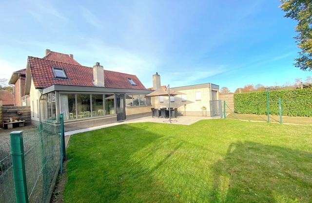 Rural holiday home with large garden