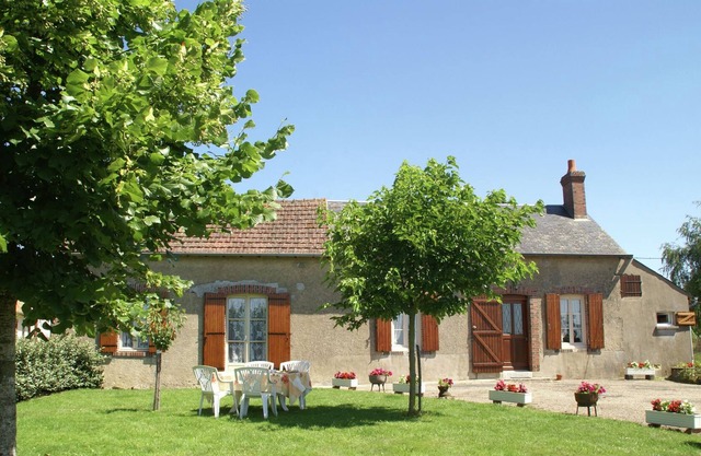 Rural house with fantastic views over the Loire Valley