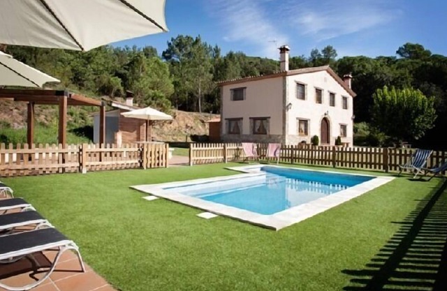 Rural house (full rental) Cal Moro for 14-16 people
