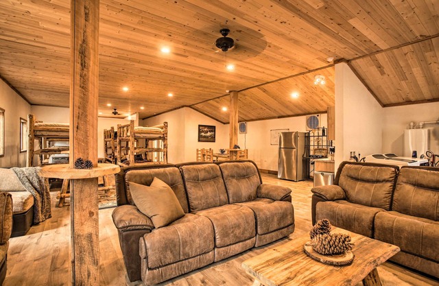 Rural Kettle Falls Bunkhouse w/Airstrip & Trails!