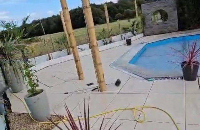 Rural oasis retreat in AONB with private pool and hot tub,