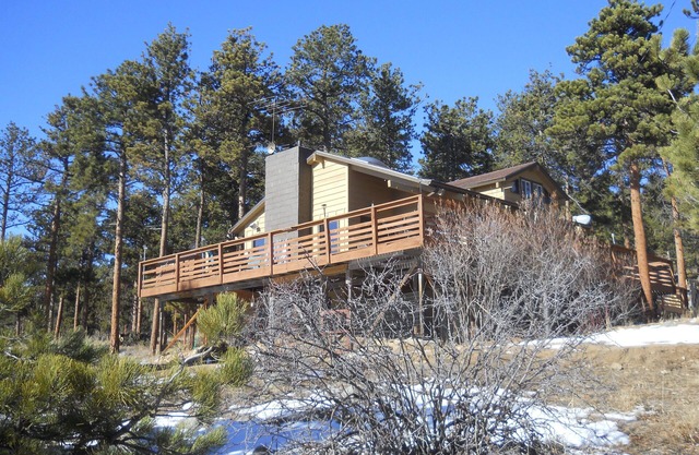 Rustic Beautiful Lg Colorado Rockies Mtn Home w/Lg Hot Tub Border Ntl Forest