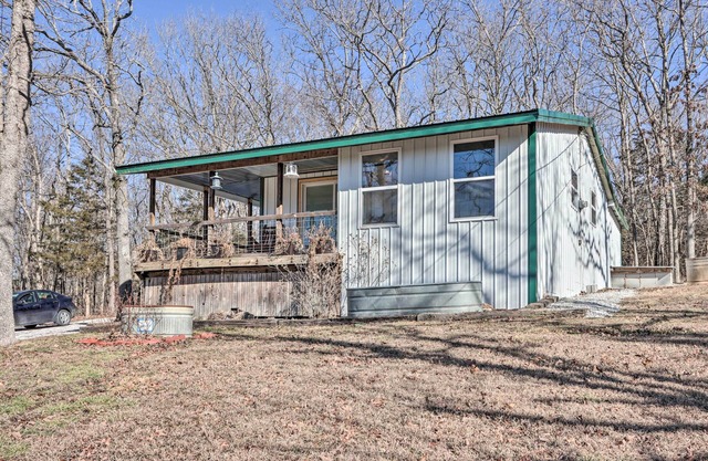 Rustic Retreat - Steps to Pomme De Terre Lake