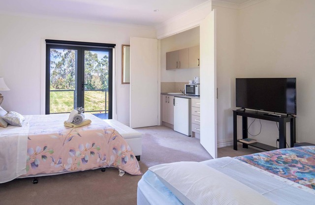 Rustic Winery Villa | Queen + Single Bed Room 2 with En-Suite