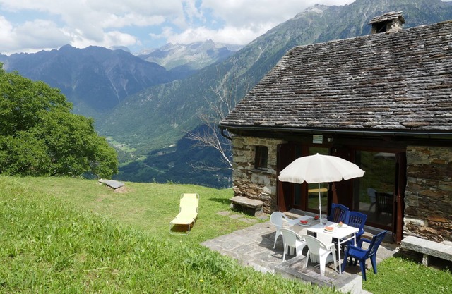 Rustico Tecc du Martin by Interhome