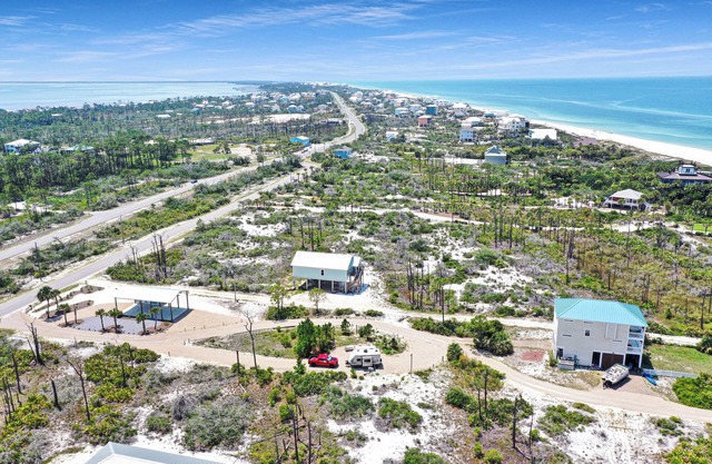 RV Lot, Close To Beach, Full Srv ~ Salty Turtle