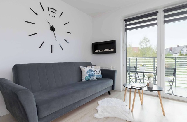 Rybacka Comfy Apartment with Balcony by Noclegi Renters