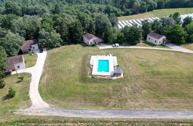 Séjour à la campagne dans un domaine de 4 gîtes