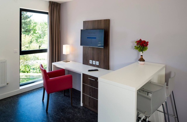 Séjour Moderne 100m du Centre|Wi-Fi+Parking Inclus